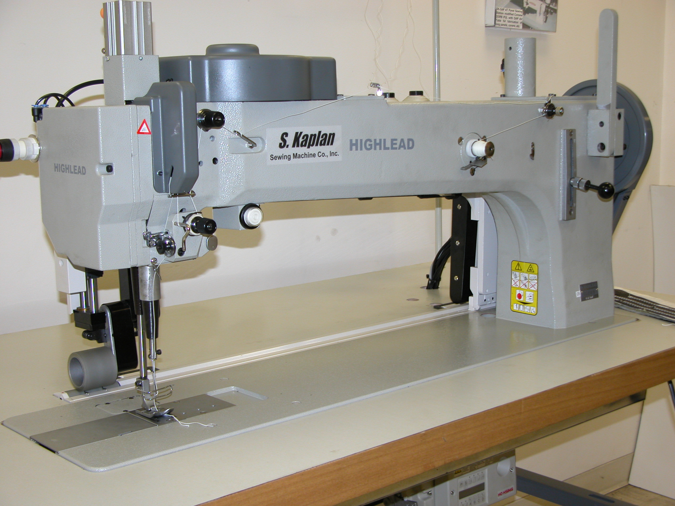 Highlead GG80018 Sewing Machine